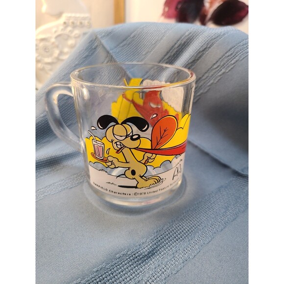 Vintage 1978 Garfield McDonald's Mug 8oz Anchor Hocking Hammock Glass - Picture 2 of 4